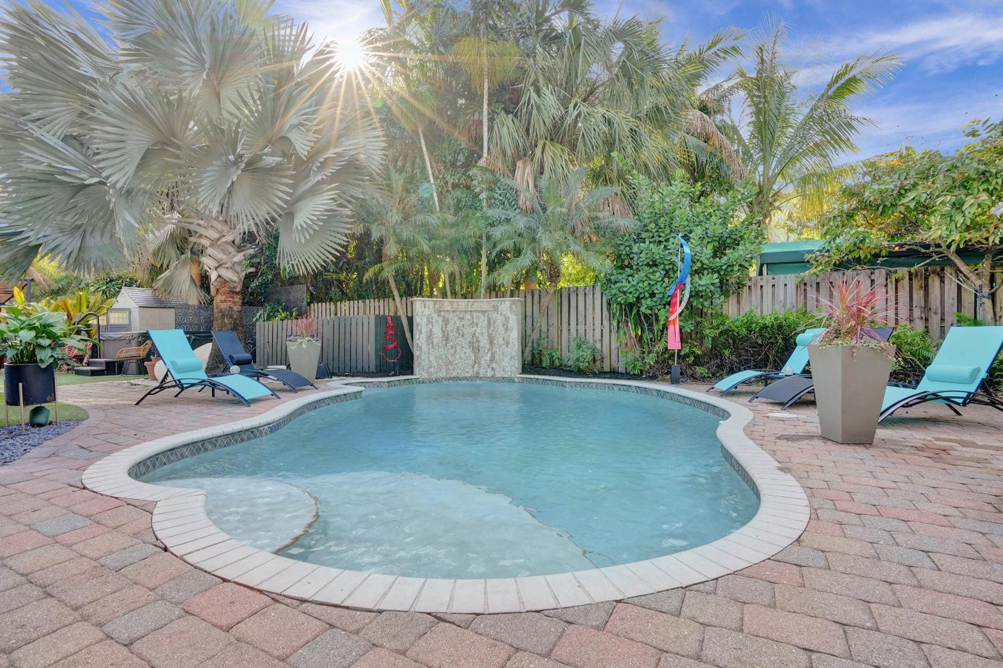 Kiki 3 - Men'S Clothing Optional Guest Houses Wilton Manors Bagian luar foto